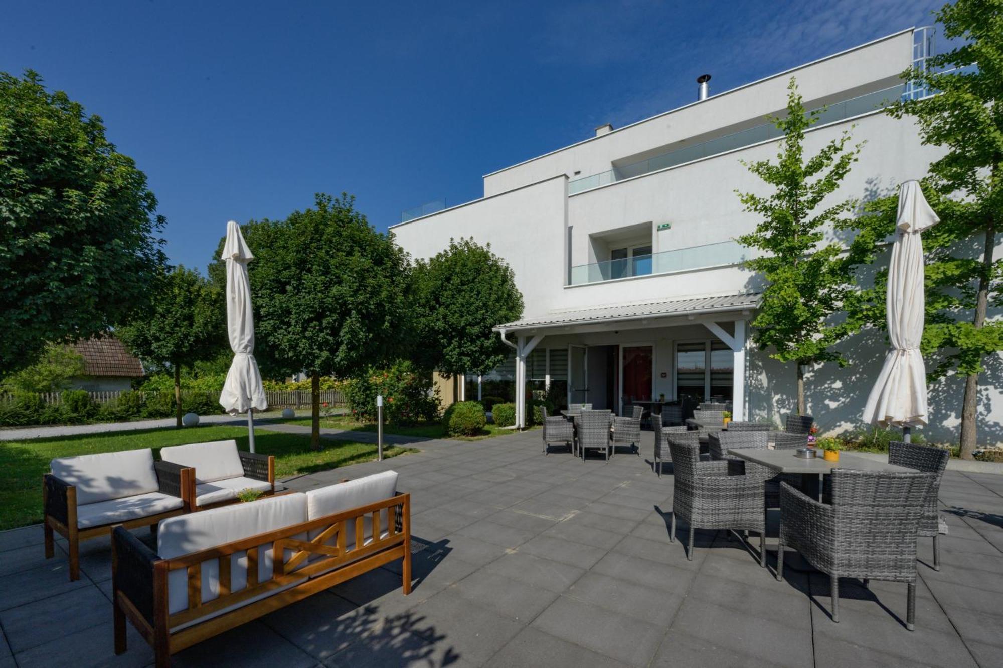 Hotel Magdalena Загреб Екстер'єр фото